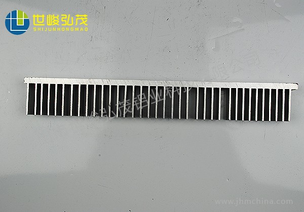 航空電子機箱鋁型材散熱器