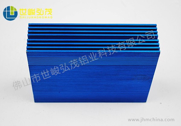 拉絲氧化移動(dòng)電源鋁型材外殼 拉絲氧化移動(dòng)電源鋁型材外殼