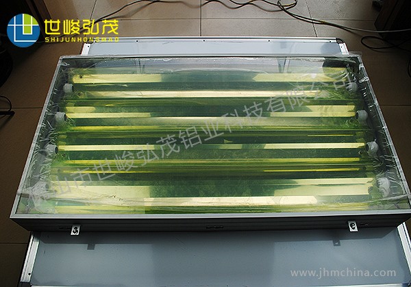 LED防靜電日光燈燈盤(pán)鋁合金型材套件-1 LED防靜電日光燈燈盤(pán)鋁合金型材套件-1